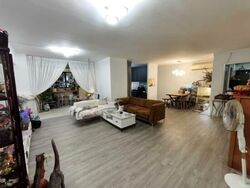 Blk 960 Hougang Avenue 9 (Hougang), HDB Executive #556420041